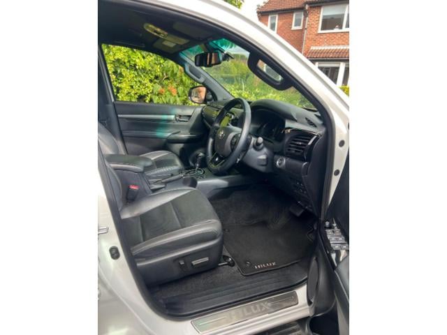 Toyota Land Cruiser tout terrain - Photo 5