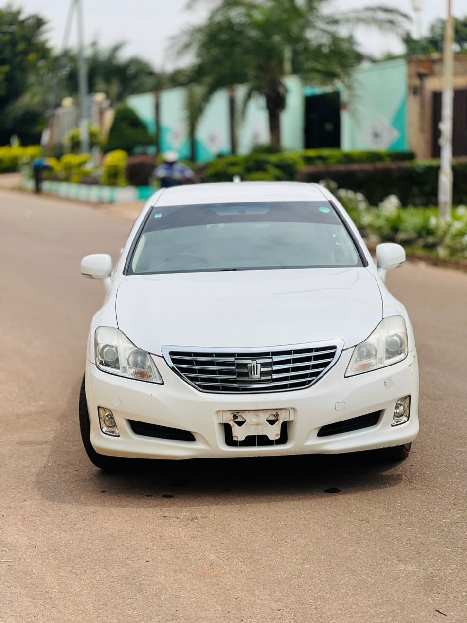 Toyota Crown Royal Series