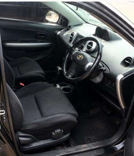 Toyota IST