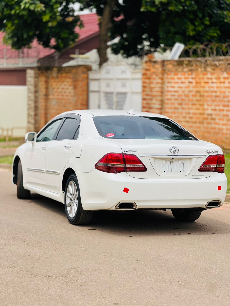 Toyota Crown Royal Series